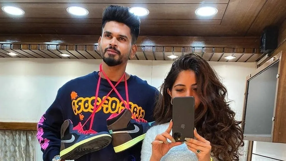 shreyas iyer wife