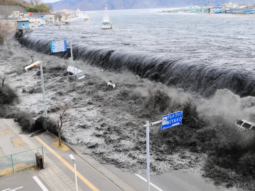 tsunami to hit Japan City