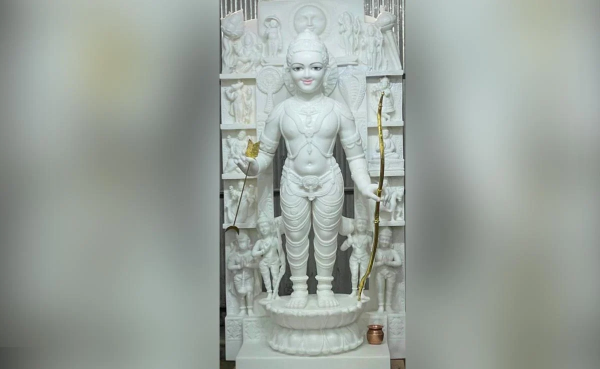 Ram Lalla Idol Lost White Marble Version